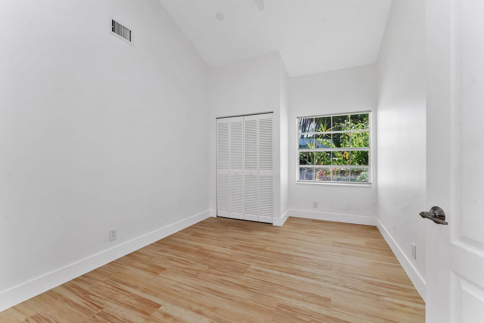 897 Dickens Place, West Palm Beach, FL 33411 Photo