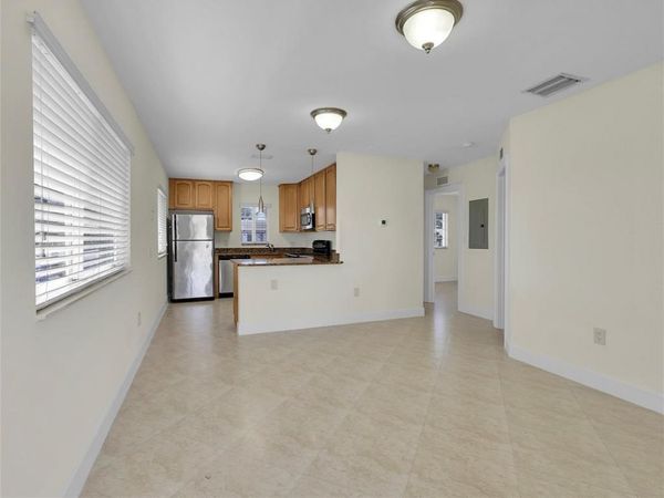 410 SW 15TH Street, Unit 207, Pompano Beach, FL 33060