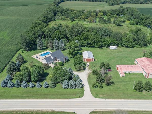 20775 Hickory Hills Road, STERLING, IL 61081