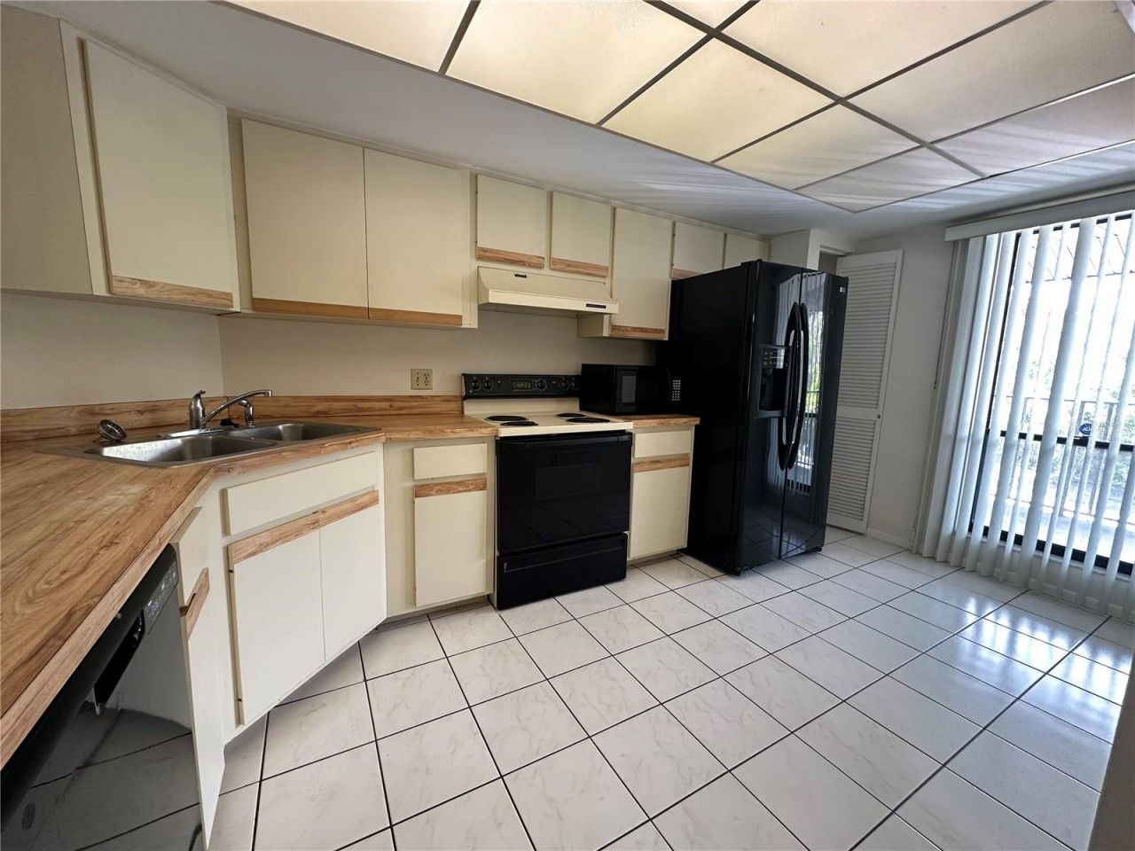 7205 Curtiss Avenue, Unit 2B, Sarasota, FL 34231 Photo