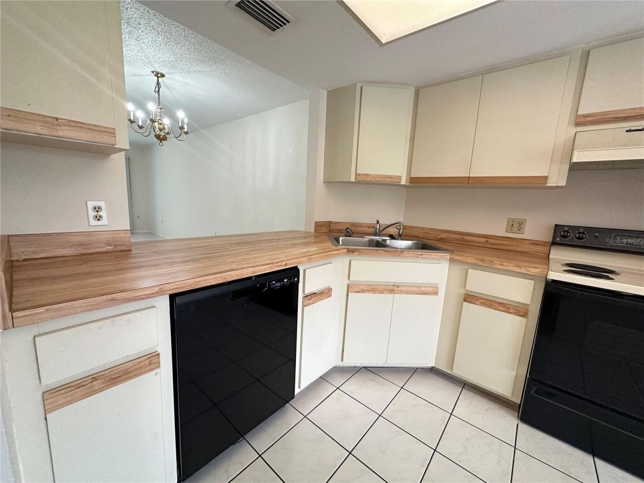 7205 Curtiss Avenue, Unit 2B, Sarasota, FL 34231 Photo