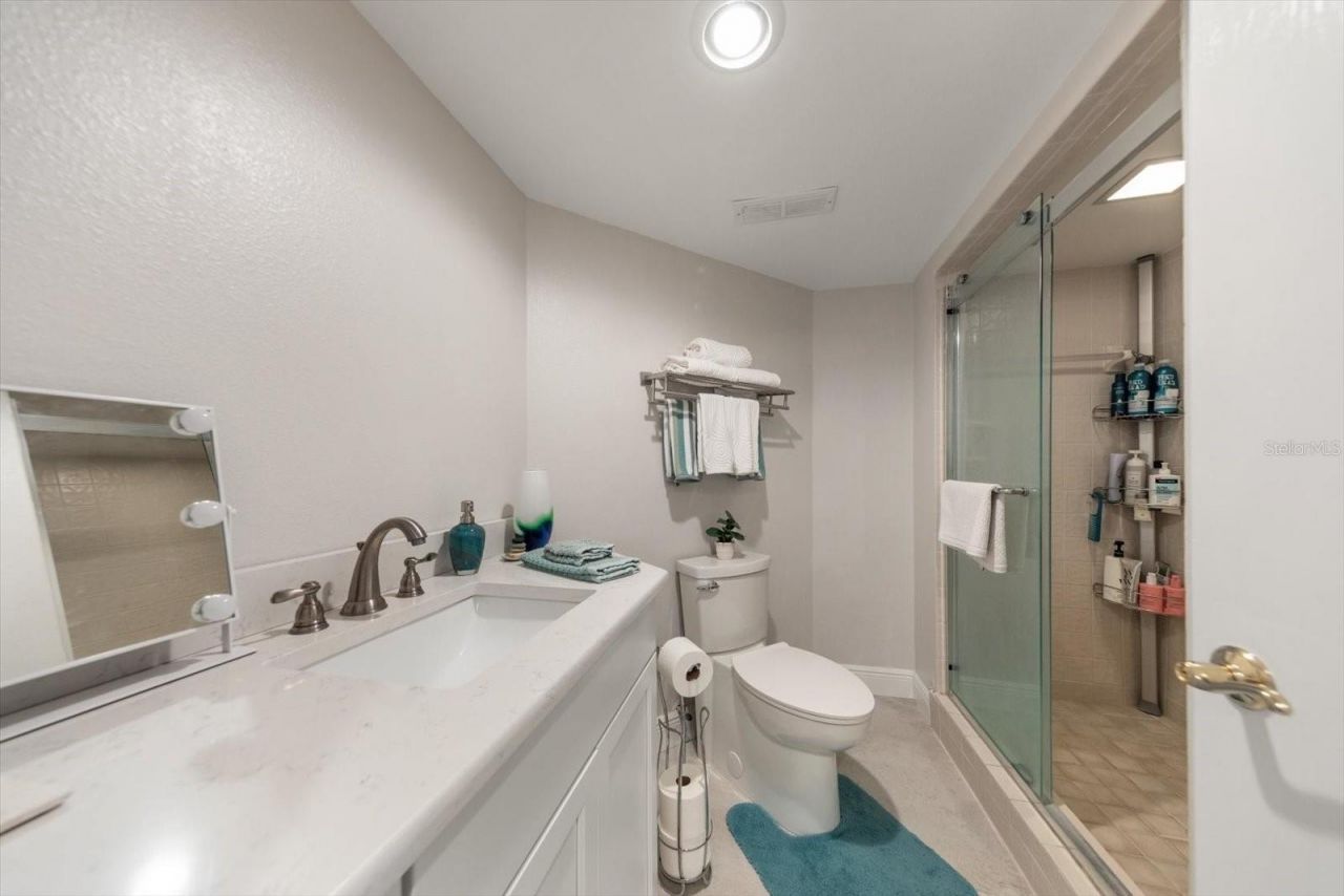 14820 Rue De Bayonne, Unit 505, Clearwater, FL 33762 Photo
