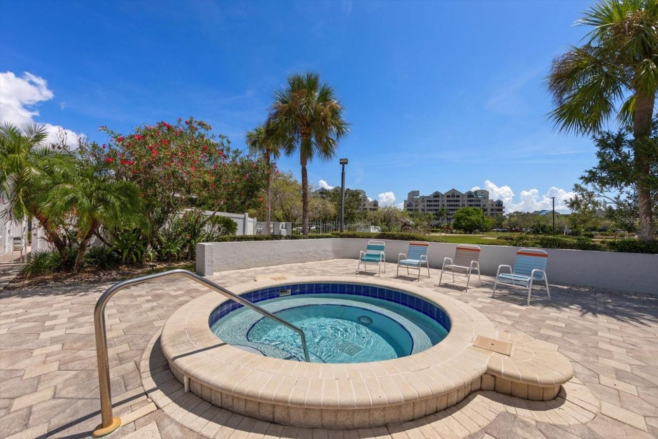 14820 Rue De Bayonne , Unit 505, Clearwater, FL 33762 Photo