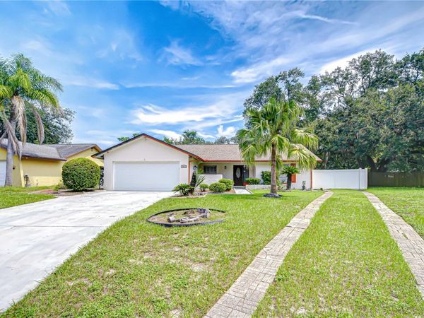 7613 S SANIBEL CIRCLE , TEMPLE TERRACE, FL 33637