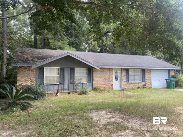 115 E Sara Avenue, Spanish Fort, AL 36527
