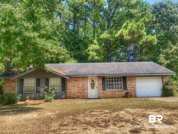 115 E Sara Avenue, Spanish Fort, AL 36527