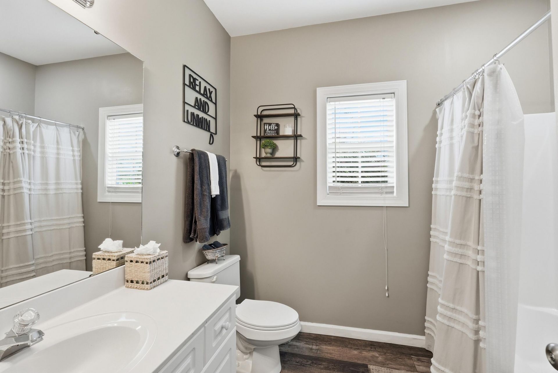 4905 Hillsborough Place Photo 24