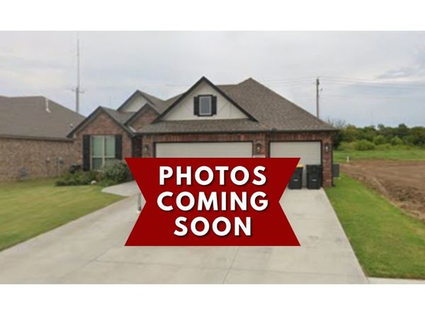 28011 E 107th Street S, Coweta, OK 74429