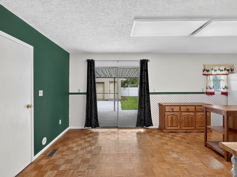 98 Moore Drive, Franklin, OH 45005 Photo 32