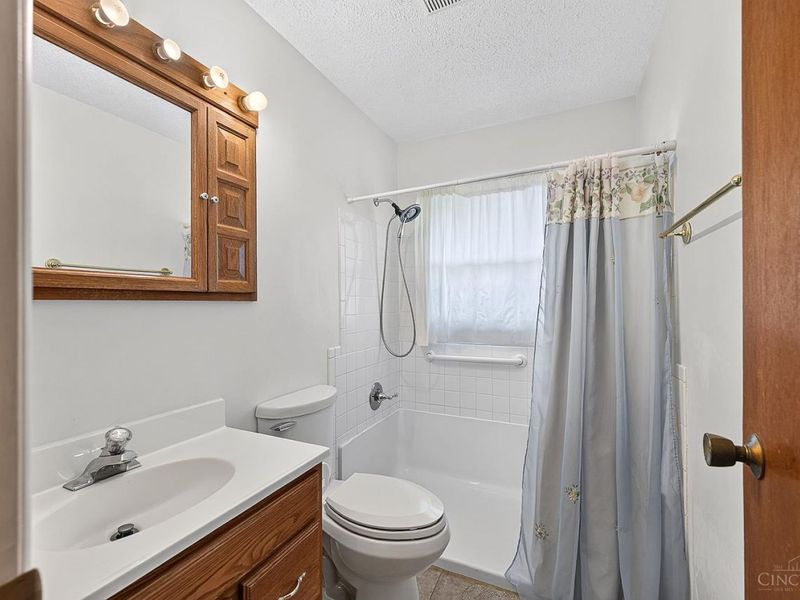 98 Moore Drive, Franklin, OH 45005 Photo 55