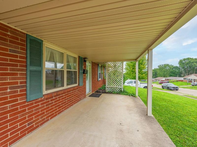 98 Moore Drive, Franklin, OH 45005 Photo 6