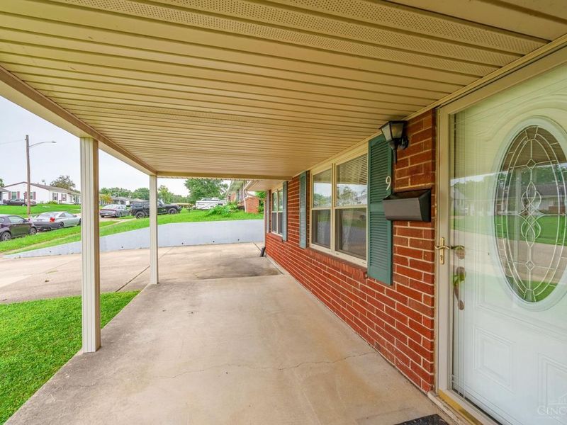 98 Moore Drive, Franklin, OH 45005 Photo 8