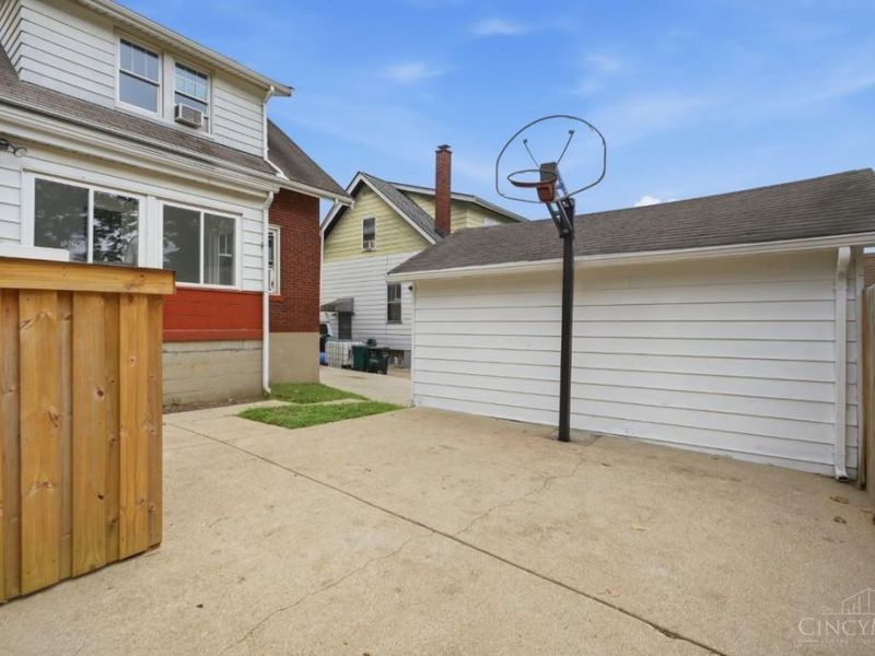 26 Escalon Street, Cincinnati, OH 45216 Photo 35