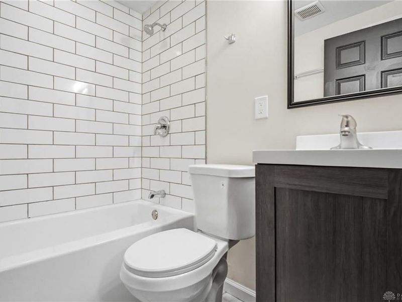 3960 Waterbury Drive, Kettering, OH 45439 Photo 25