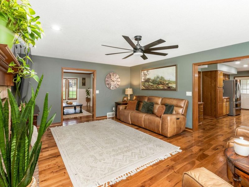 1365 Normandy Drive , Newark, OH 43055 Photo 9