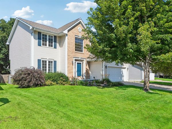 5416 NW 92nd Street, Johnston, IA 50131