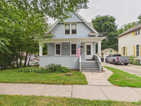 722 S STATE STREET, Appleton, WI 54911