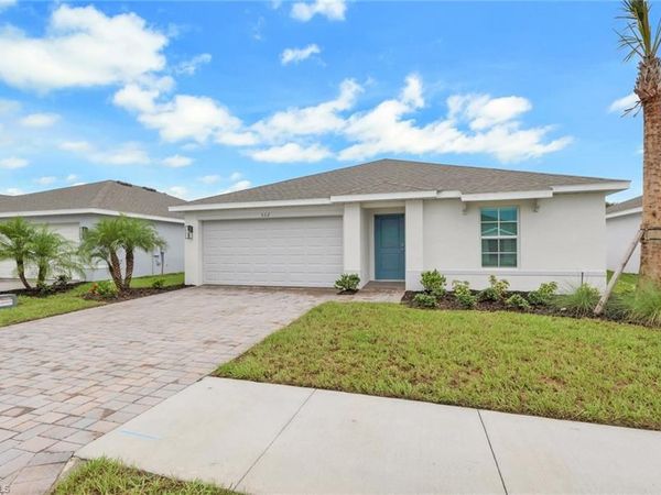 533 Ilaria CT , LEHIGH ACRES, FL 33936