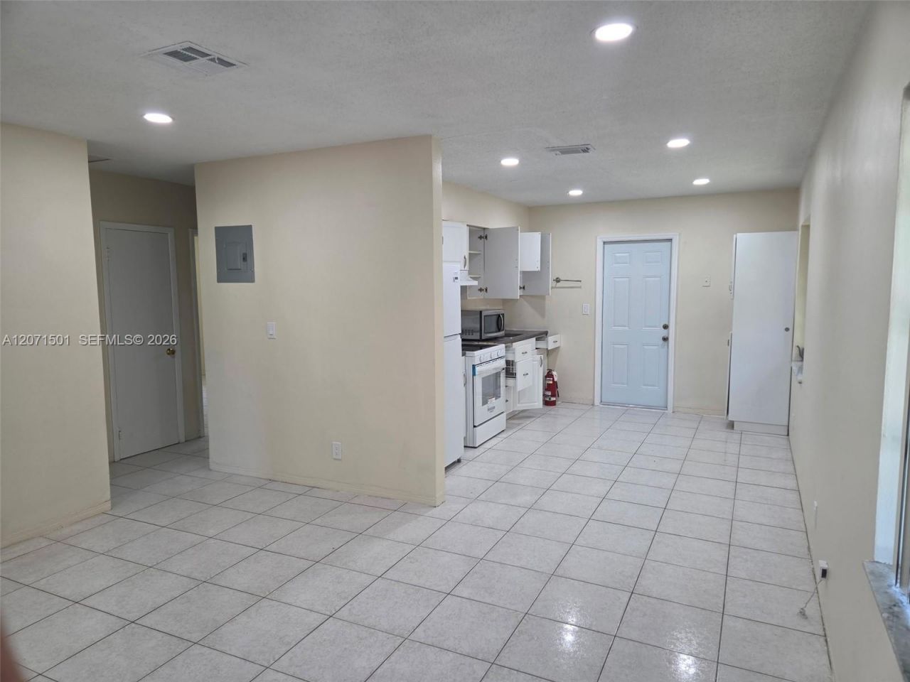 6050 SW 34th St , Unit 1, Miramar, FL 33023 Photo