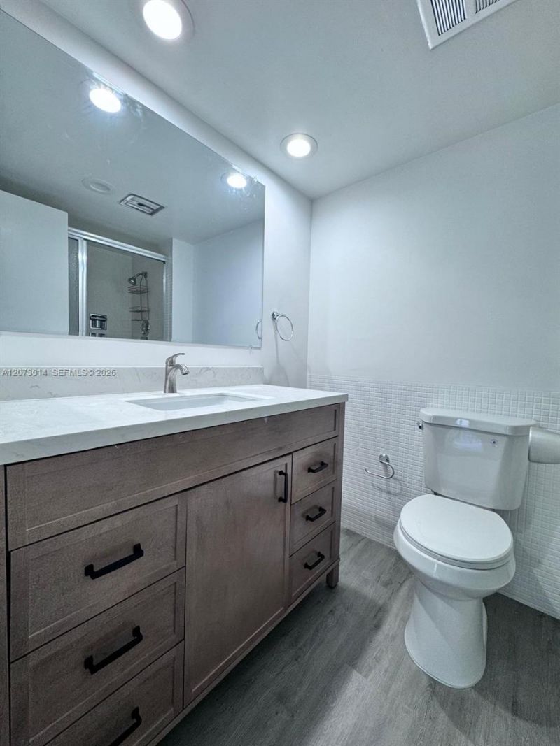 4010 Galt Ocean Dr, Unit 1411, Fort Lauderdale, FL 33308 Photo