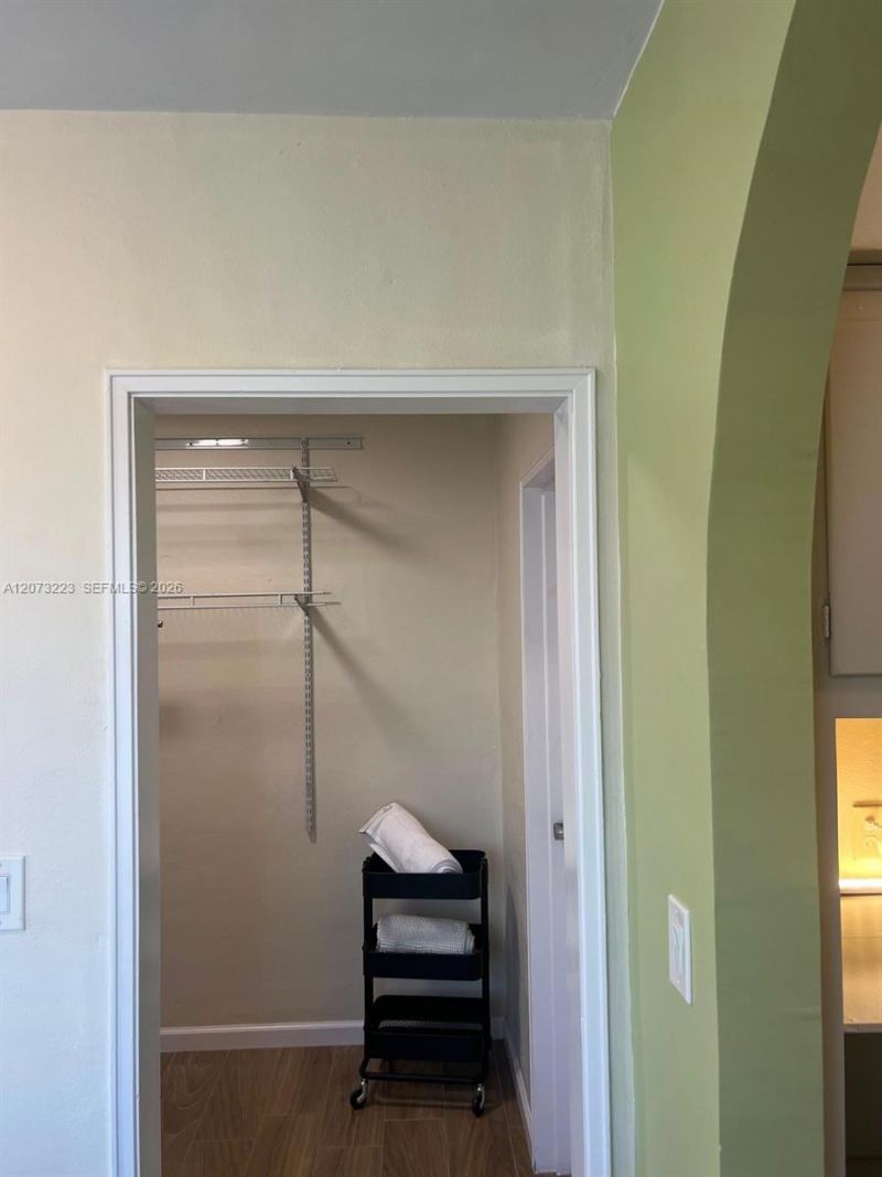 7720 Harding Ave, Unit 8, Miami Beach, FL 33141 Photo