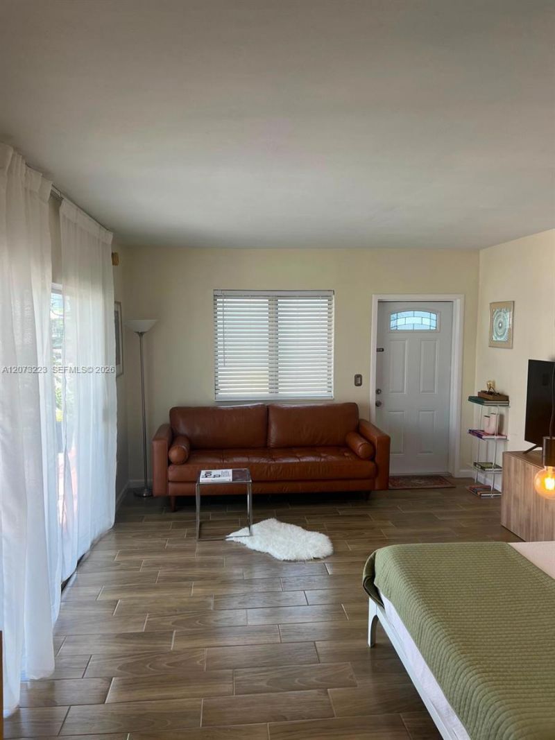 7720 Harding Ave, Unit 8, Miami Beach, FL 33141 Photo