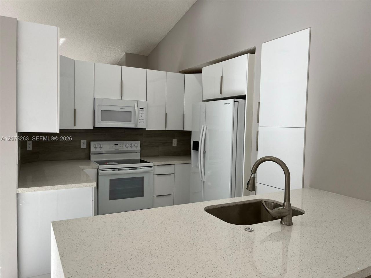 1542 Presidio Dr, Unit 1542, Weston, FL 33327 Photo