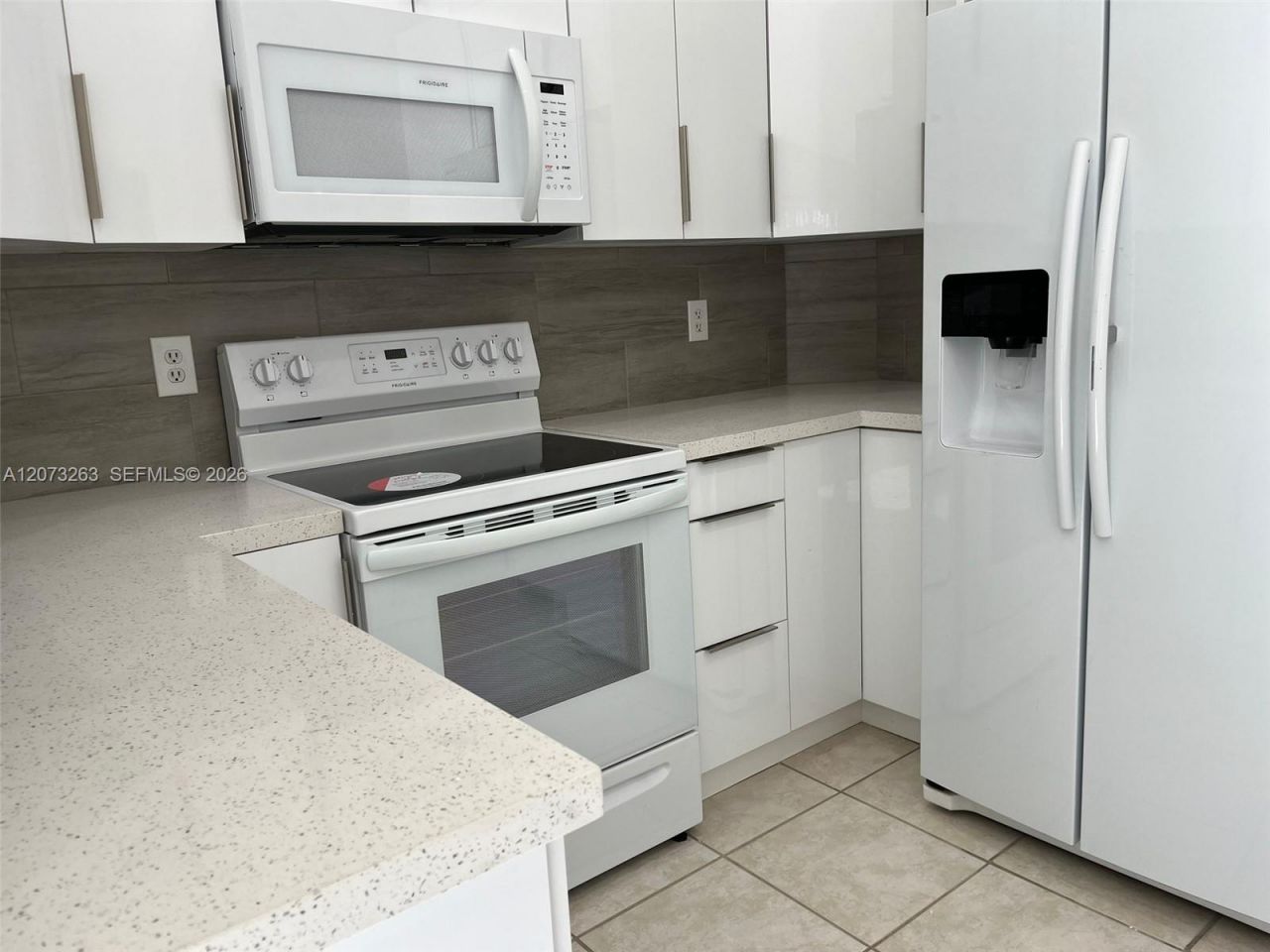 1542 Presidio Dr, Unit 1542, Weston, FL 33327 Photo
