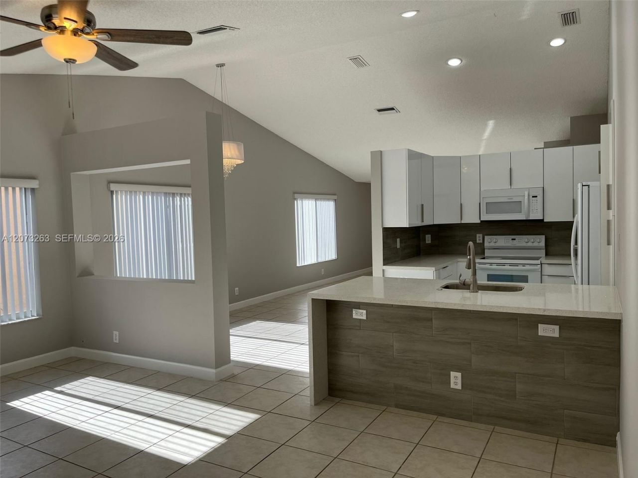 1542 Presidio Dr, Unit 1542, Weston, FL 33327 Photo