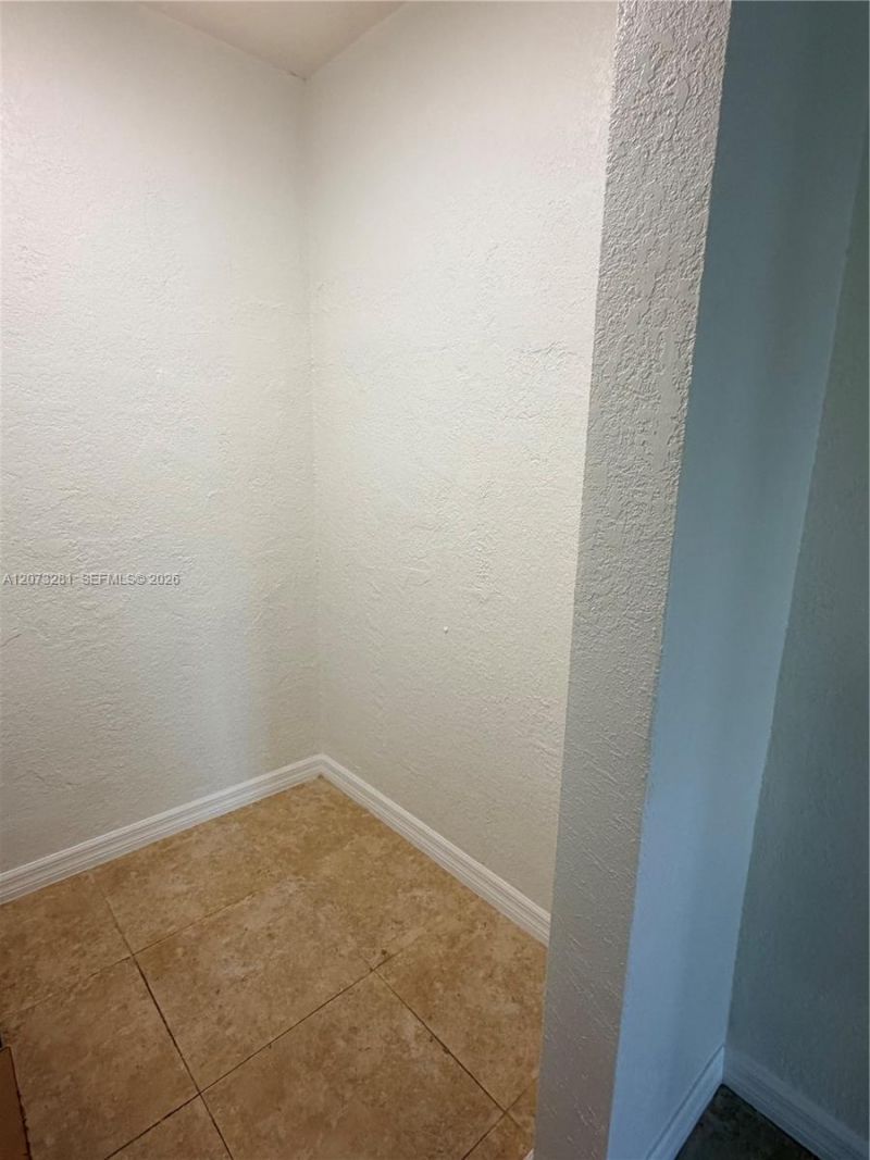 14500 SW 88th Ave , Unit 220, Palmetto Bay, FL 33176 Photo