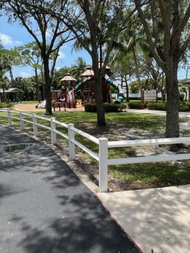 3 Ridgewood Circle, Jupiter, FL 33469 Photo