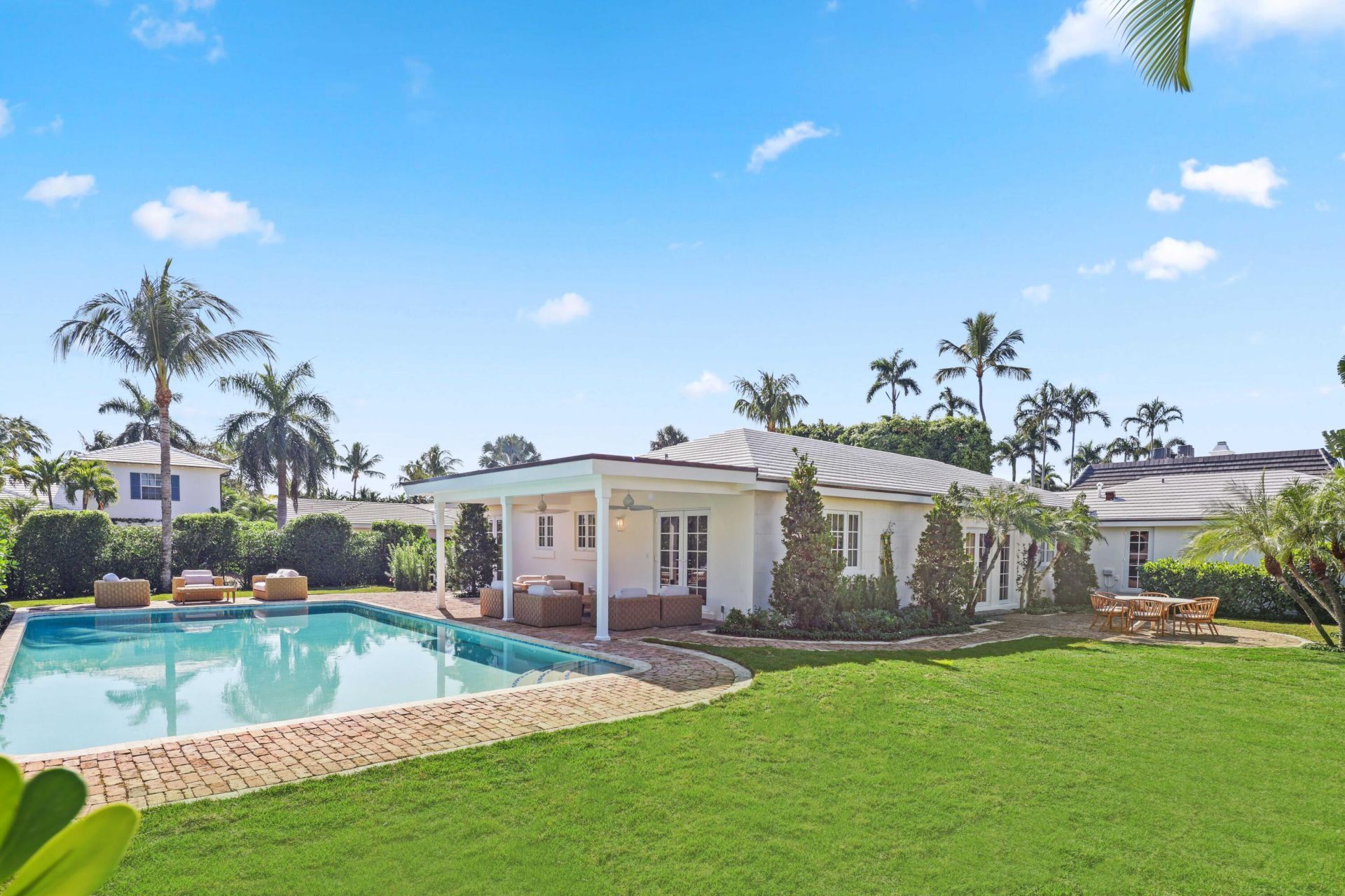 257 Via Linda, Palm Beach, FL 33480 Photo