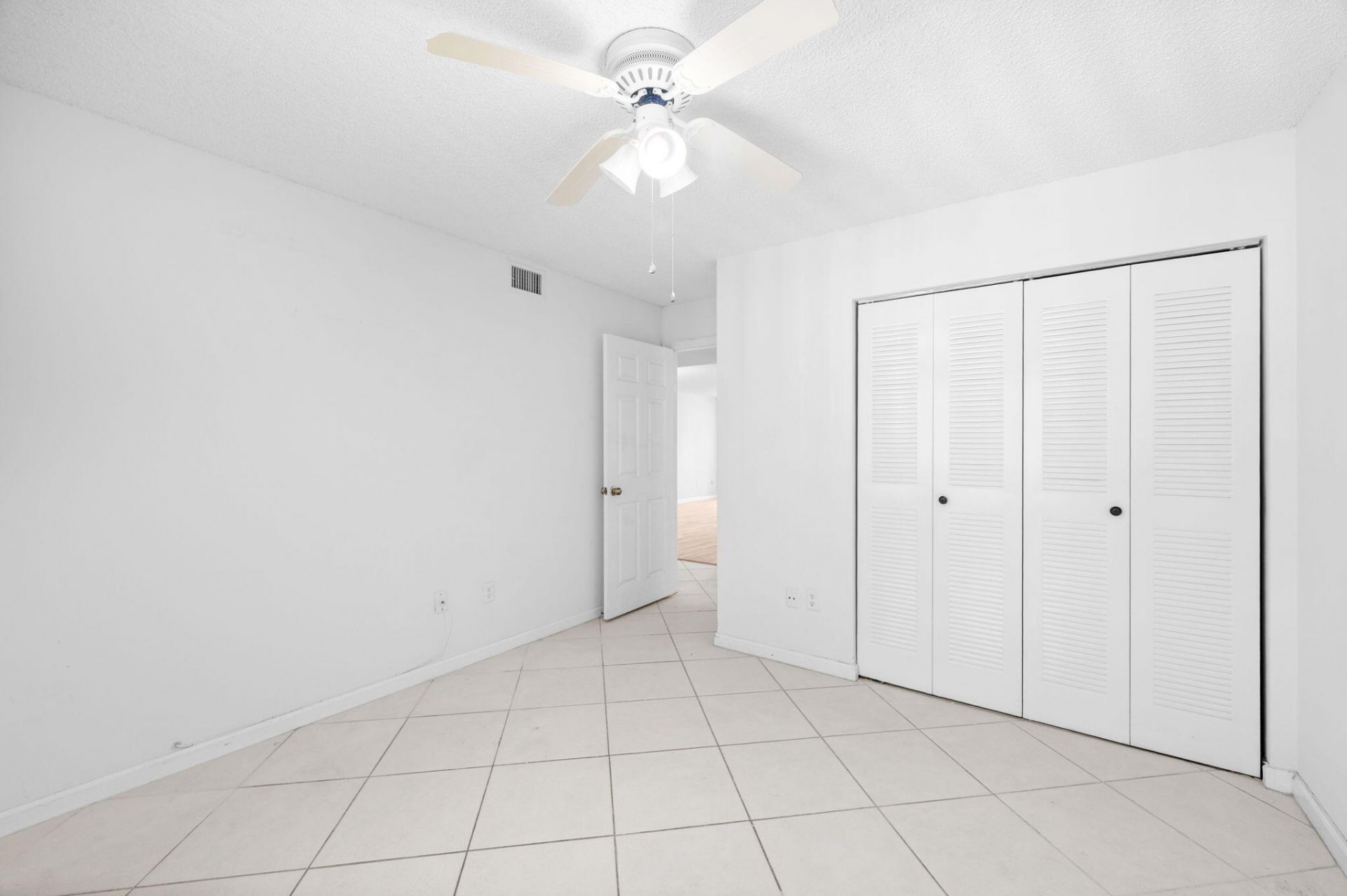10837 W Clairmont Circle, Unit 208, Tamarac, FL 33321 Photo
