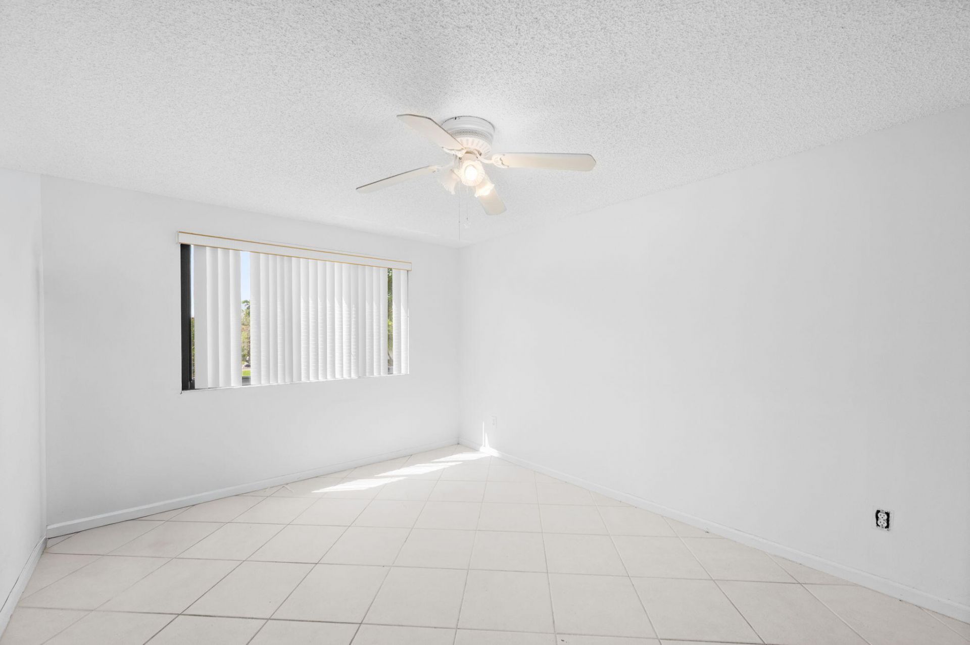 10837 W Clairmont Circle, Unit 208, Tamarac, FL 33321 Photo