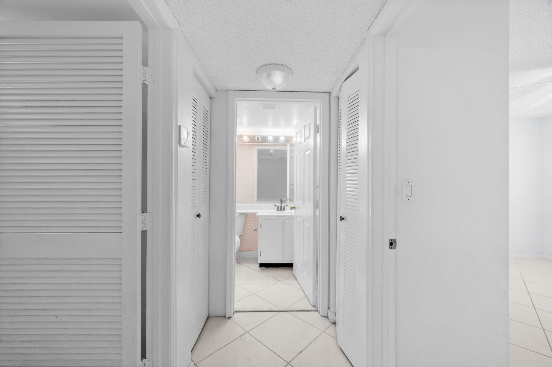 10837 W Clairmont Circle, Unit 208, Tamarac, FL 33321 Photo