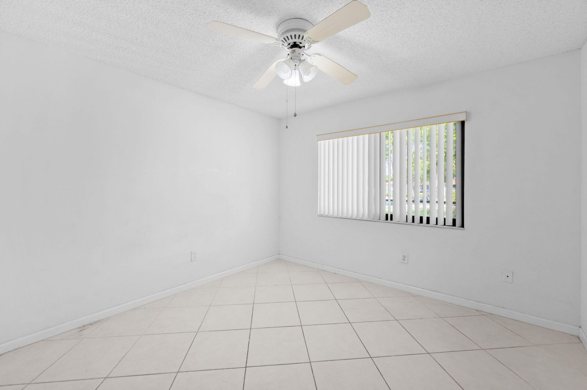 10837 W Clairmont Circle, Unit 208, Tamarac, FL 33321 Photo