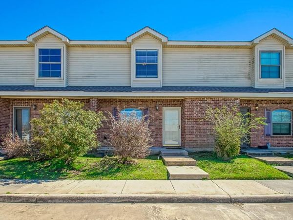1250 PRIMROSE Drive, Unit 27, Boutte, LA 70039