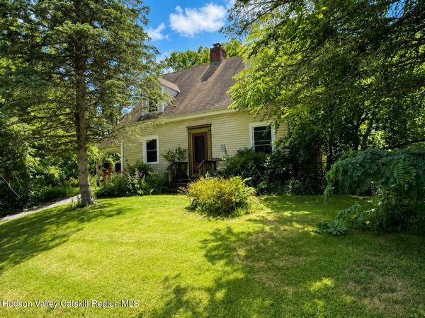 7907 Route 81 , Oak Hill, NY 12460