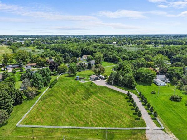 1553 NW Catawba Road, Port Clinton, OH 43452