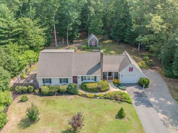 54 Cranberry Ridge Rd, Barnstable, MA 02648