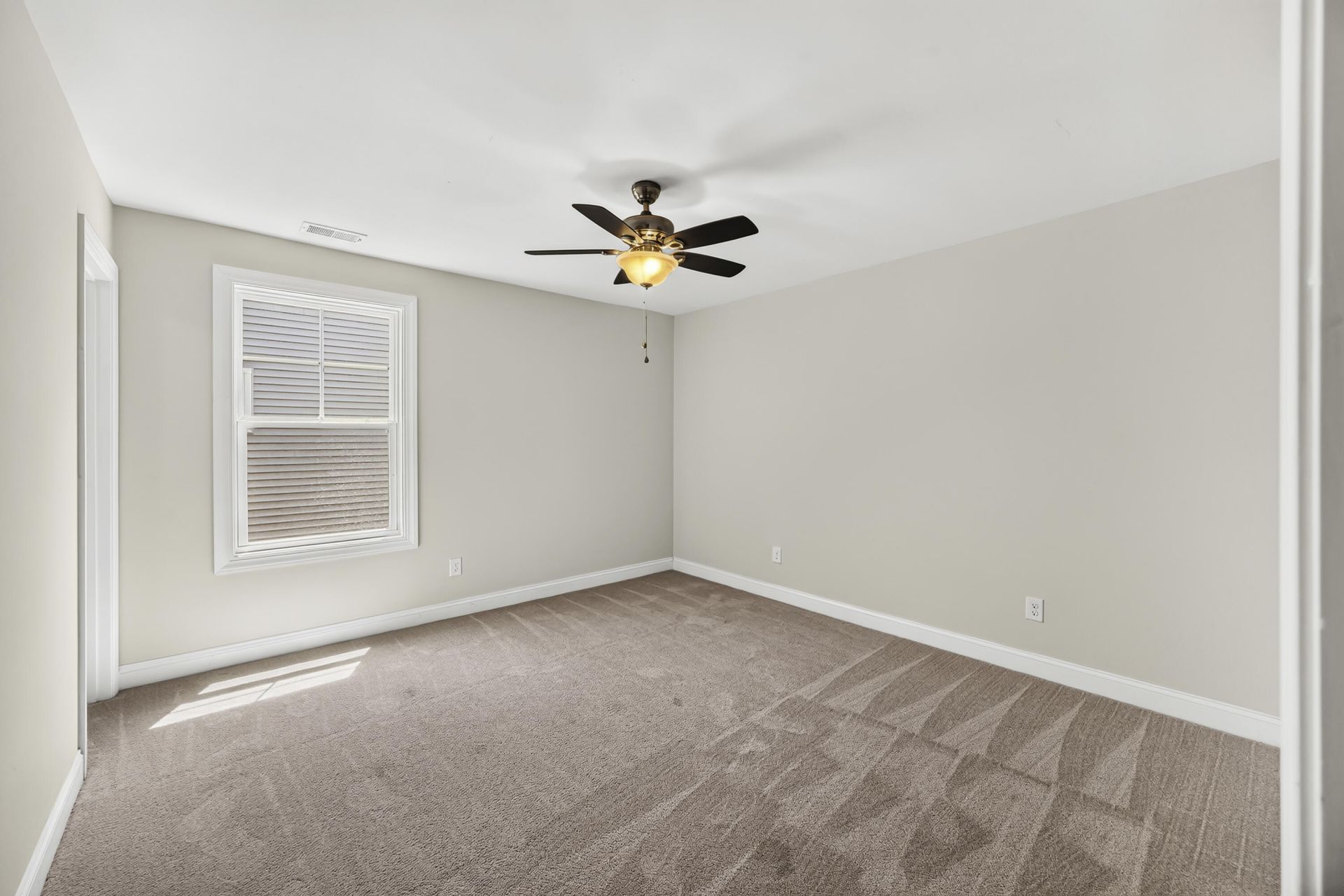 1279 Hammrick Lane Photo 27