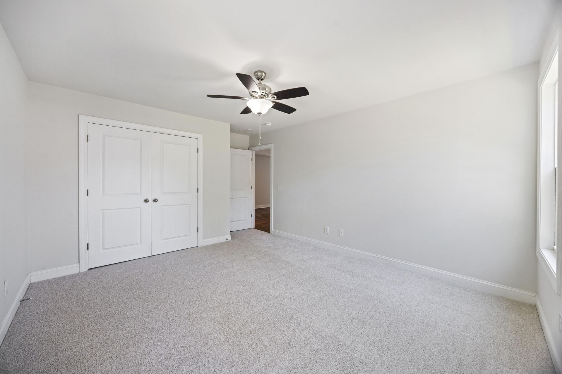 1279 Hammrick Lane Photo 33