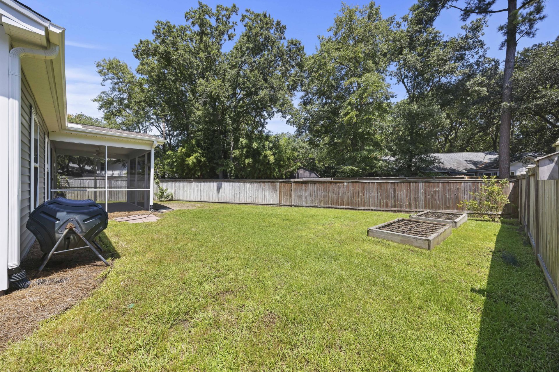 1279 Hammrick Lane Photo 44