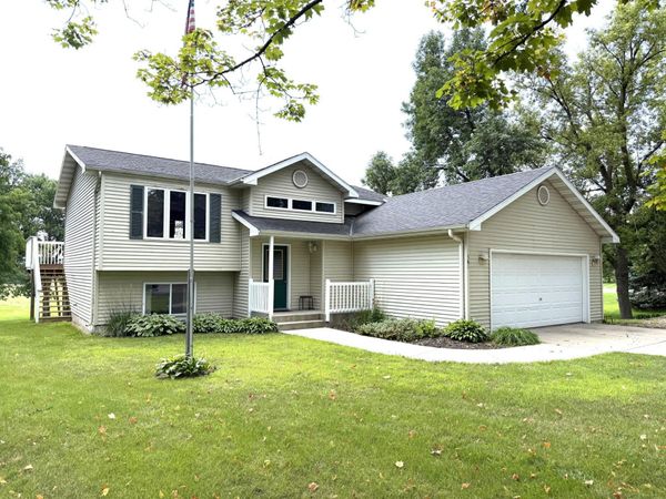 580 Simon Avenue W, Dassel, MN 55325