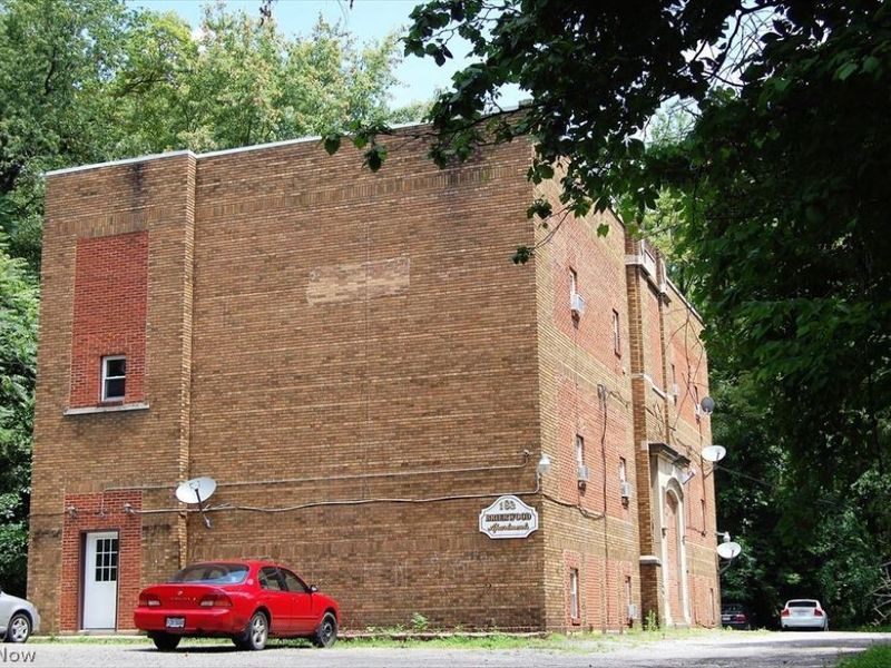 183 Woodmont Avenue, Unit 2, Steubenville, OH 43952 Photo 1