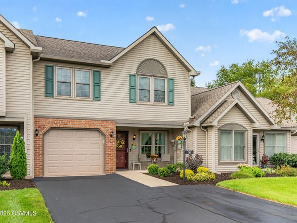 50 ROLLING RIDGE Drive, Milton, PA 17847