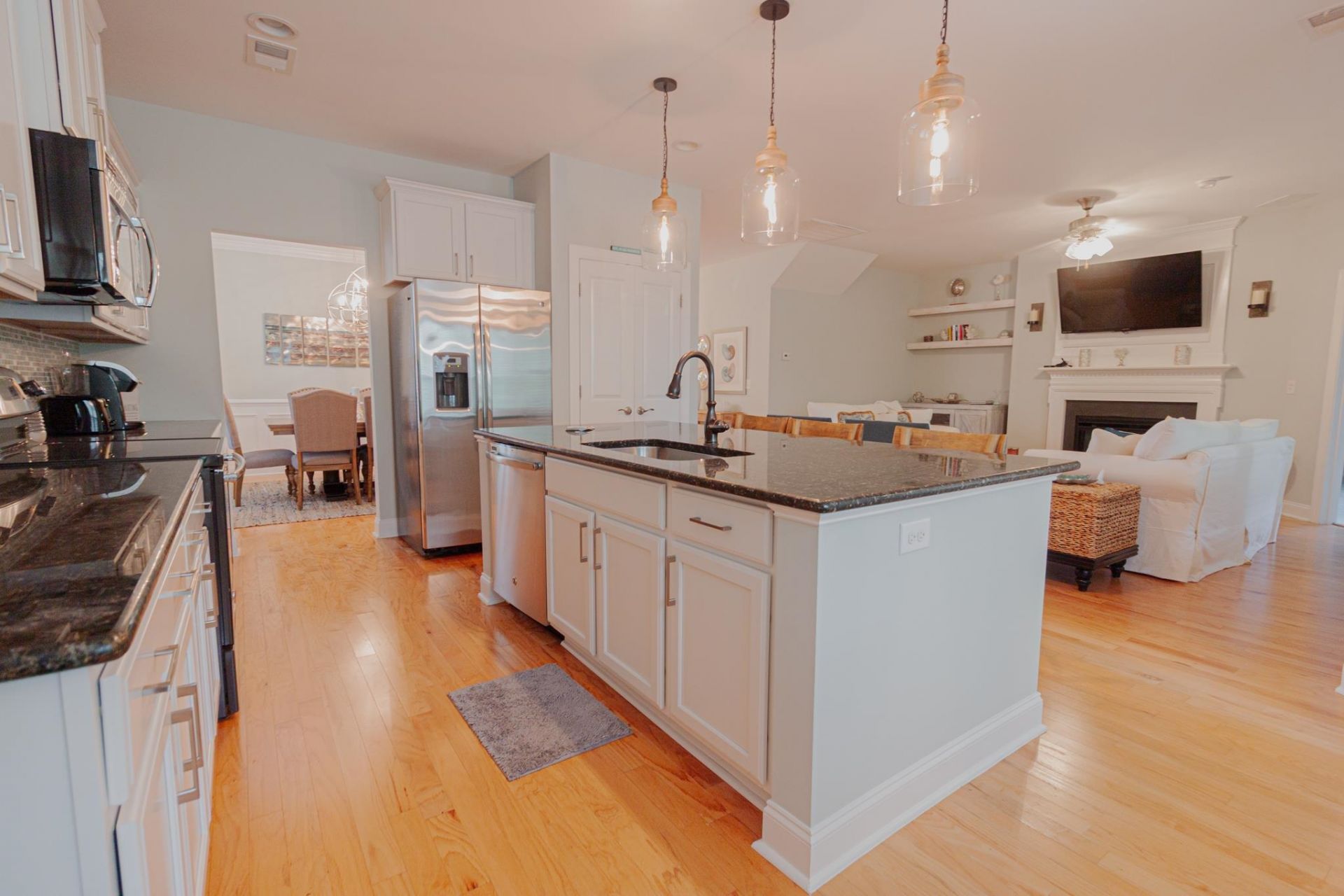 2402 Via Palma Dr. Photo 7