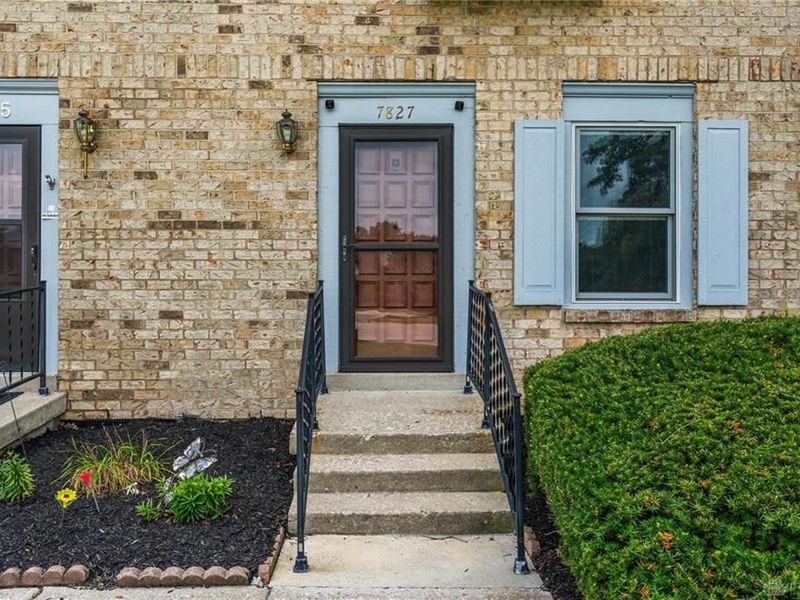 7827 Port Circle, Centerville, OH 45459 Photo 2