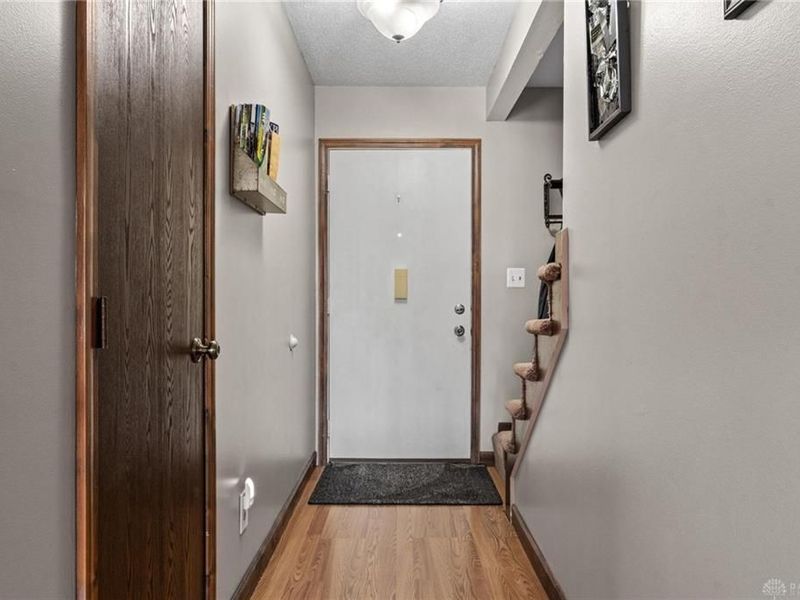7827 Port Circle, Centerville, OH 45459 Photo 3