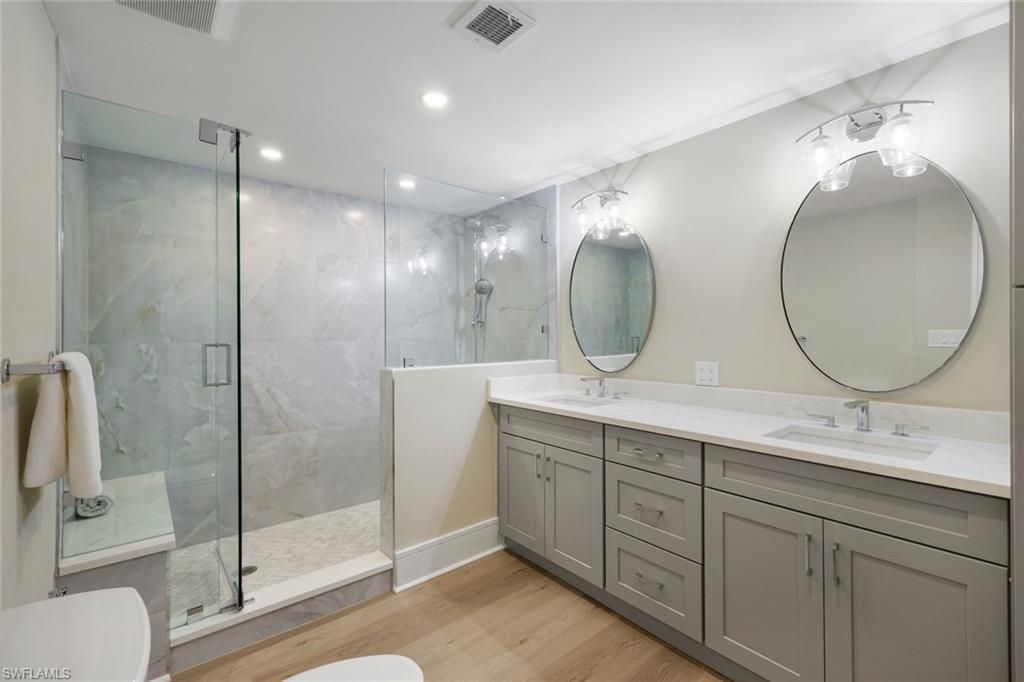 6075 Pelican Bay Blvd, Unit 104, Naples, FL 34108 Photo